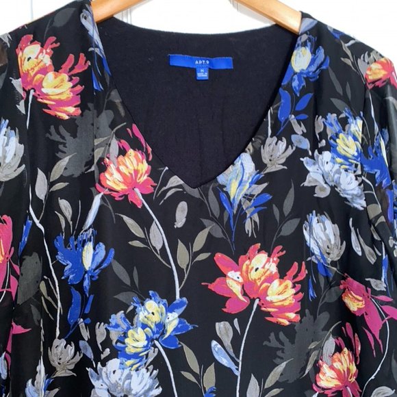 Apt 9 - Black floral blouse w/ asymmetrical hem - Picture 3 of 6